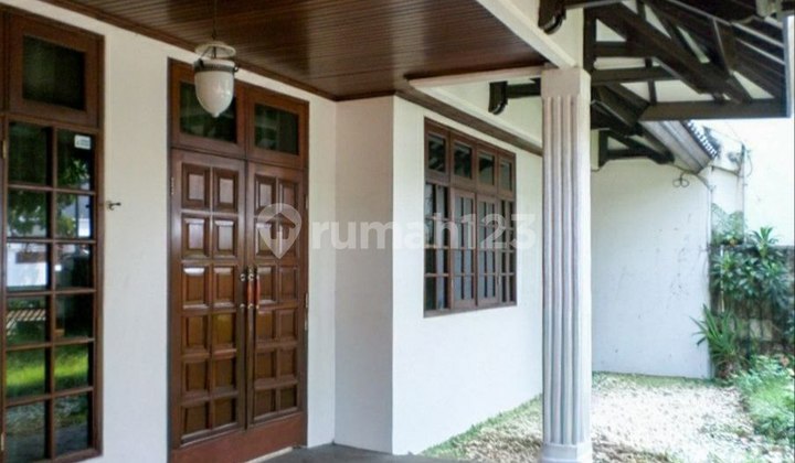 Rumah Luas Siap Huni di Villa Delima Lebak Bulus