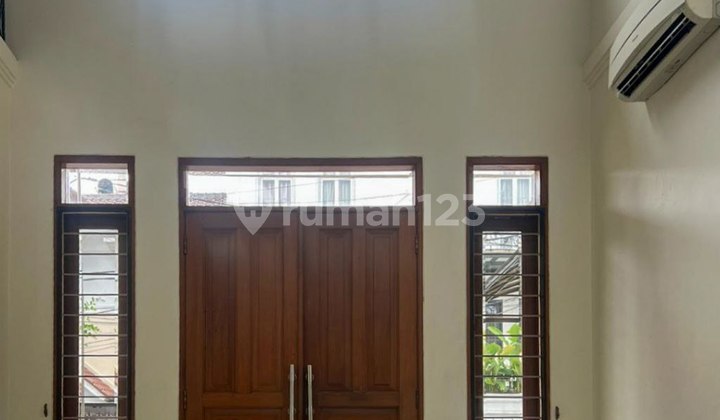 Rumah Bagus Siap Huni di Pondok Indah Jaksel 2