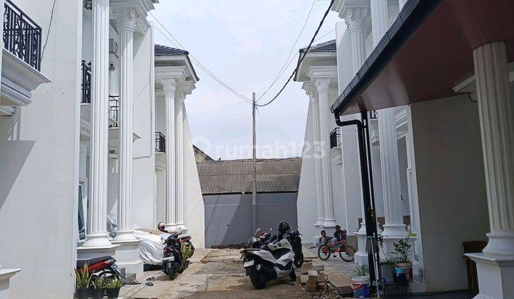 Rumah Akses 2 Mobil Lapang Tembak Cibubur 2