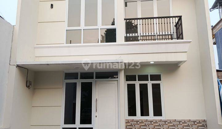 Rumah 2 Lantai di Jalan swadaya, Cipayung Jakarta Timur  2