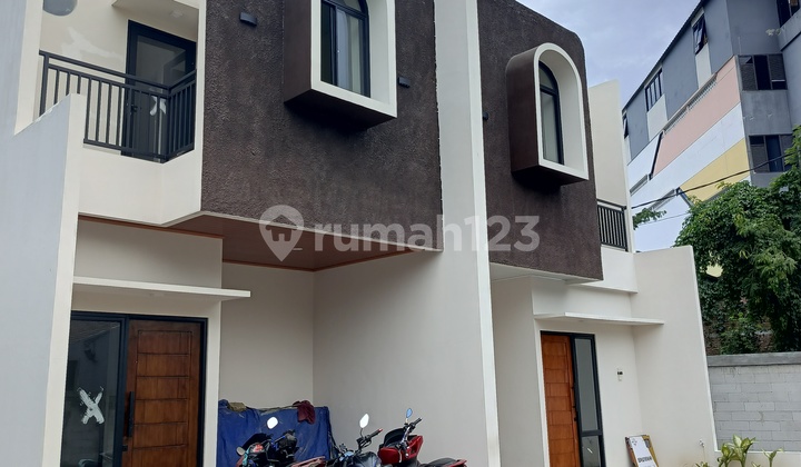 Rumah Lubang Buaya Selangkah ke Terminal Bus Pinang Ranti 2