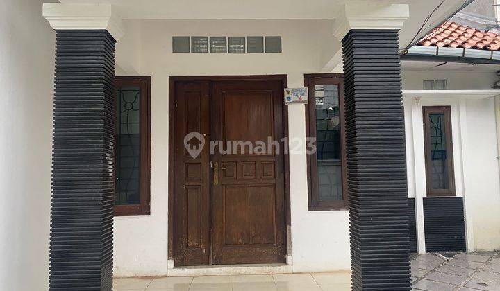 Rumah 1,5 Lantai Pinggir Jalan Raya Angkot 2