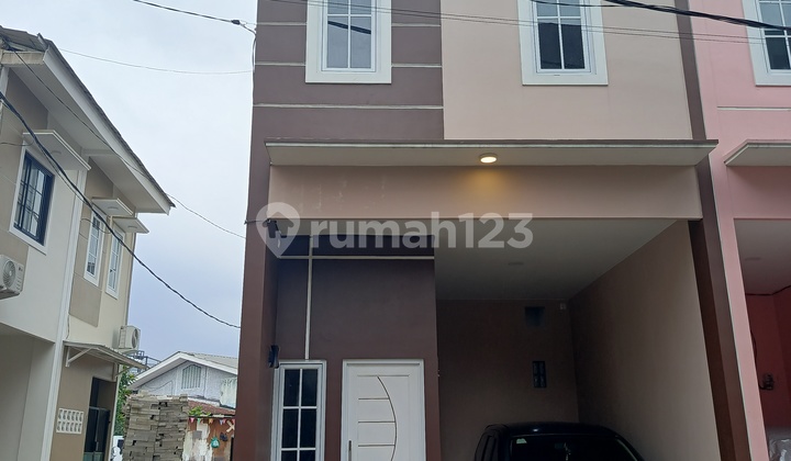 Rumah 2 Kamar Tidur 1 Carport Dilubang Buaya Jakarta Timur