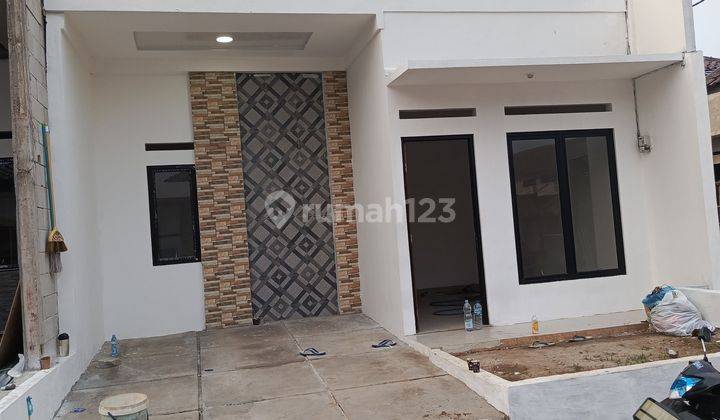 Rumah Hook Bonus Kitchen Set Dan Ac Dicipayung Jakarta Timur  1