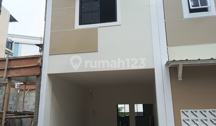 Rumah Free Biaya Surat2 Dekat Mall Tamini Square