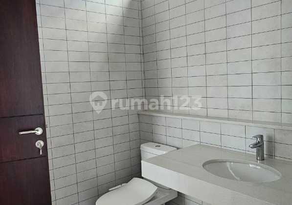 Dijual Rumah 3 Lantai Posisi Hook di Icon Cosmo BSD 2