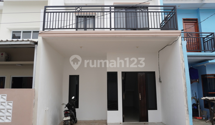 Rumah Cluster 2 Lantai Siap Huni di Pancoran Mas Rumah Cluster 2 Lantai Siap Huni di Pancoran Mas