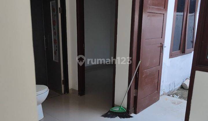 Di Sewakan Rumah Di Green Lake Cibubur Jakarta Timur  9