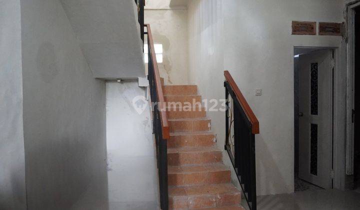 Rumah Di Sukamaju Cilodong Kota Depok Parkir Luas 2