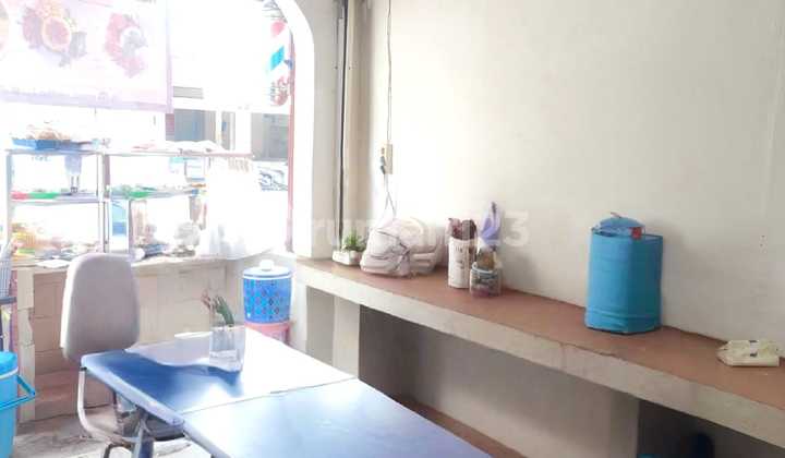 Ruko Strategis di Cibubur Jalan Utama Siap Pakai 2