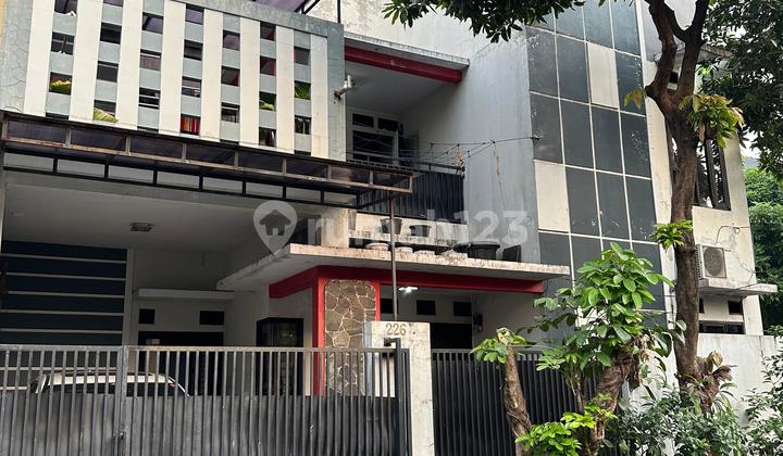 Rumah 2 Lantai Di Kalisari Jakarta Timur 1