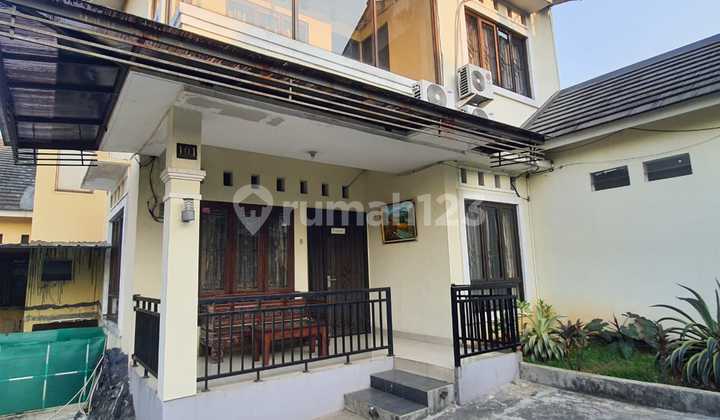 Rumah Dekat Stasiun LRT Kampung Rambutan 2