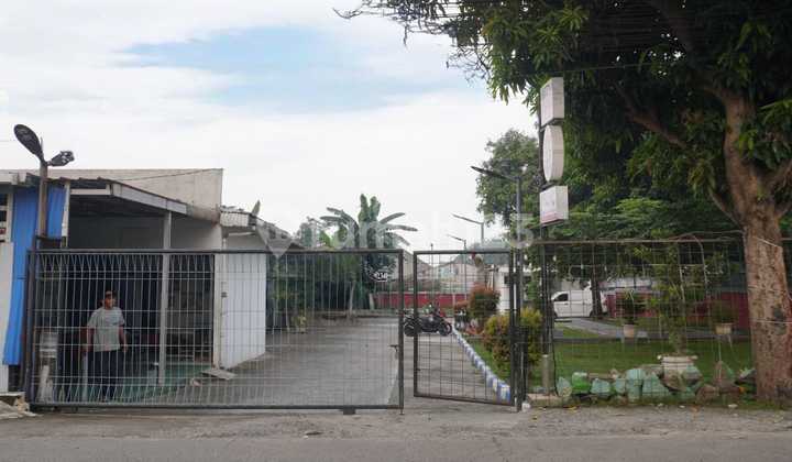 Tanah dan Bangunan Resto di Tapos Kota Depok