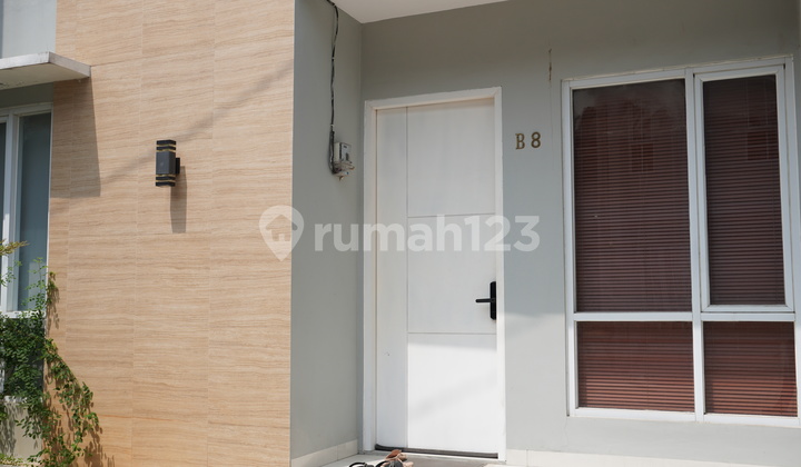 Take Over a 2-Story Luxury House in the Jati Rahayu Complex 2