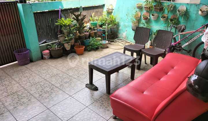 Rumah di Komplek Sukatani Tapos Kota Depok 2