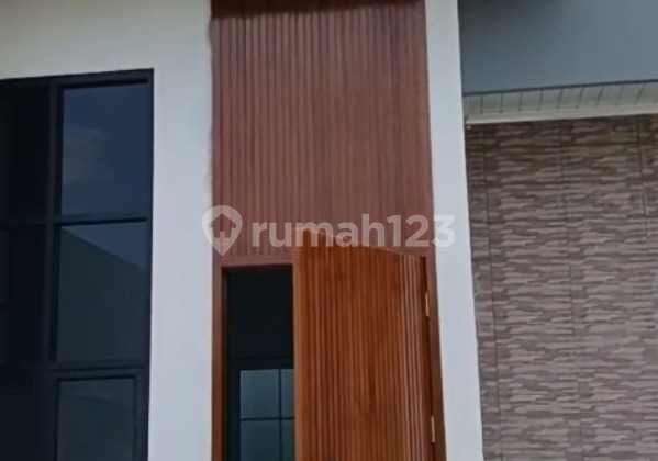Strategic Ready-to-Occupy House Near Cibinong City Government Office 2