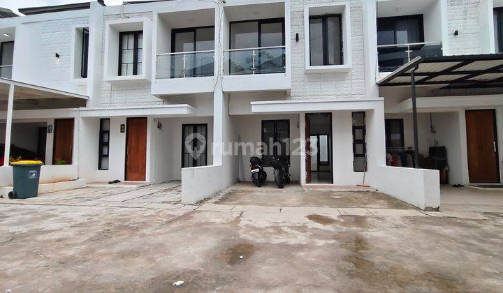 Kalisari Jakarta Timur,rumah Klaster Dijual Rp 950 Juta 1