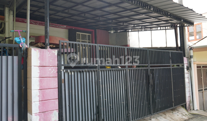 Affordable 1-Story House in Sukmajaya Depok. Eligible for Mortgage. 2