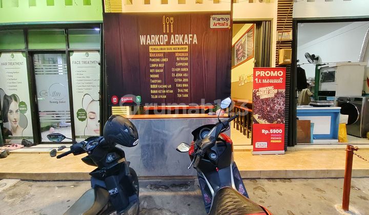 Strategic Shop House (Ruko) on Jln. Pertengahan Cijantung, East Jakarta 2