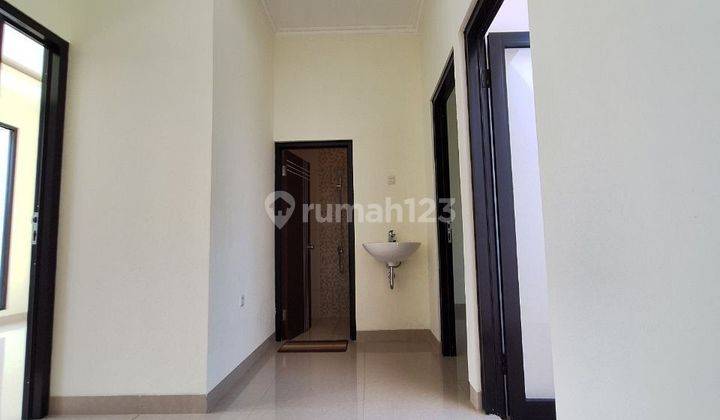 Rumah 2 Lantai Dekat Green Park Akses Toll Jatiwarna Bekasi 2