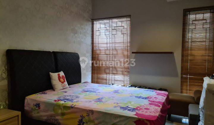 di Setrasari, Bandung Dijual 2 Lantai 2