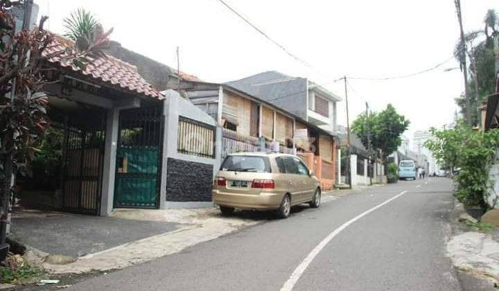 Rumah lokasi Strategis dekat Permata Hijau, Kebayoran Lama, Jakarta Selatan 1