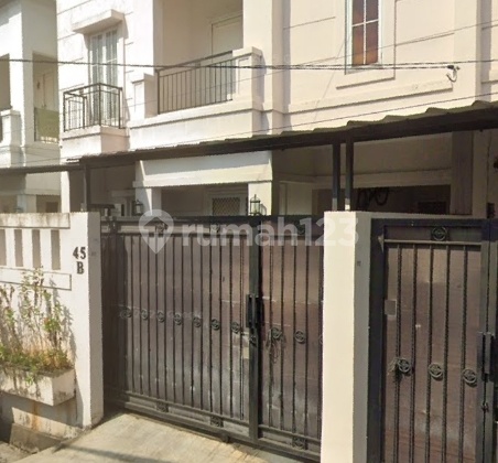 Rumah Disewakan Unfurnished Dekat Poltangan, Dekat Gedung Antam, Tb Simatupang, dan Dekat Pasar Miinggu, Jakarta Selatan