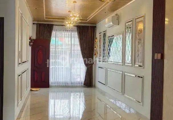 Disewakan Rumah Cantik Rapi Dg Semi Furnished, Ada Ac 3, Kitchen Set Dalam Cluster Dekat Ke Gerbang Tol Desari, Dekat Ke Tb Simatupang, Cipedak, Jagakarsa, Jakarta Selatan  2