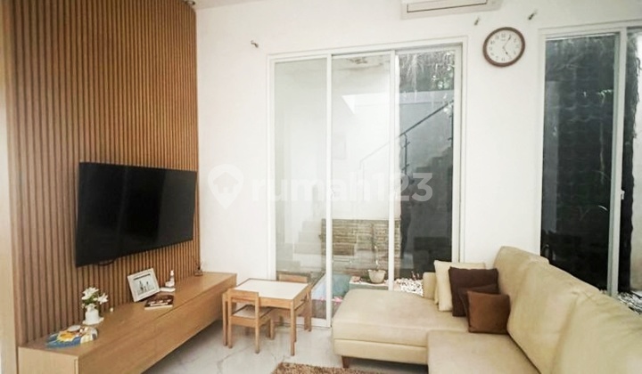 Disewakan Rumah Full Furnished Dalam Cluster, Kebagusan, Jakarta Selatan, Dekat ke Tb Simatupang dan Aeon Mall