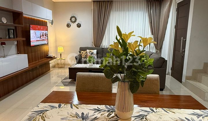 For Rent Luxury House Fully Furnished, Near Sultan Andara Close to MRT Fatmawati 2