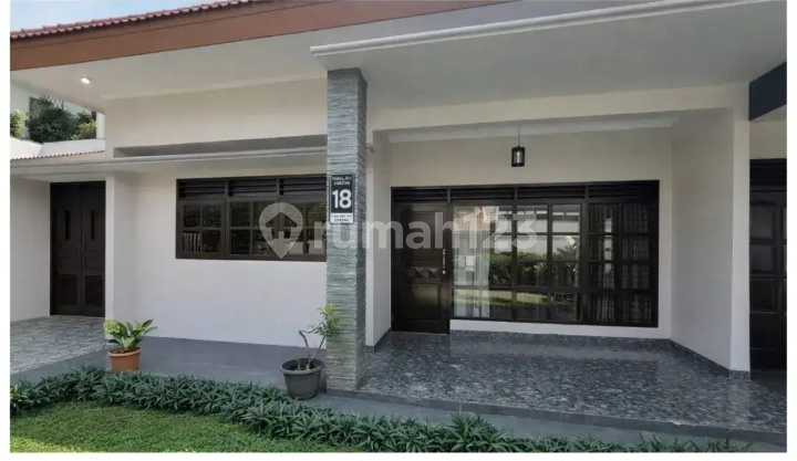 Disewakan Rumah Asri 1 Lantai 4 Kamar, Akses 2 Mobil (Unfurnished) Dekat Jl Timbul, Dekat Tol Brigif, Jagakarsa, Jakarta Selatan 1