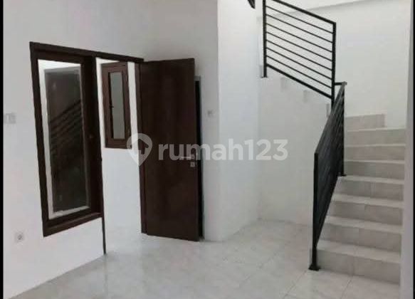 Disewakan Rumah Lokasi Strategis Dekat ke Rempoa dan Dekat Gerbang Tol Rc Veteran, Pesanggrahan, Jakarta Selatan 2