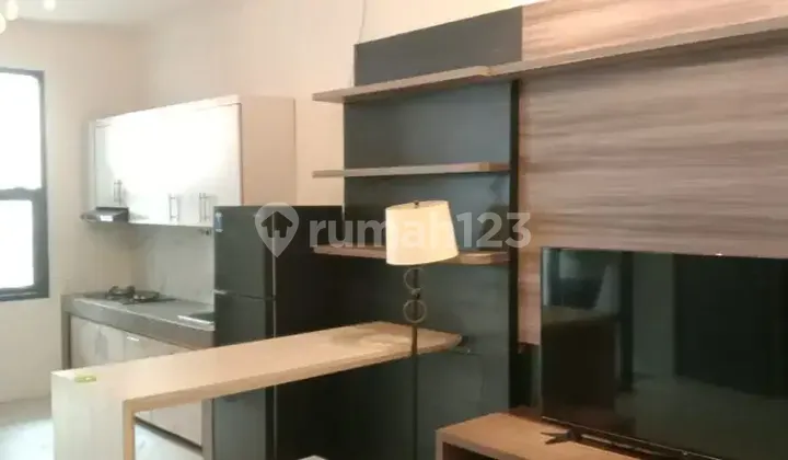 Disewakan Rumah Fully Furnished, Lengkap Tinggal Bawah Baju, Bersih Siap Ditempati Di Pejaten Barat, Pasar Minggu, Jakarta Selatan  2