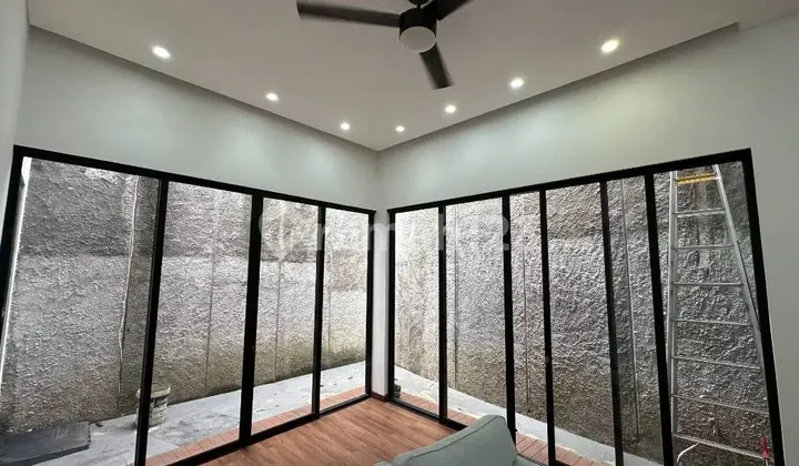 Disewakan Rumah Komplek Semi Furnished (Furniture), Lokasi Dekat Gerbang Tol Ciledug dan Dekat ke Pasar Cipulir dan Kebayoran Lama, Petukangan Selatan, Jakarta Selatan 2
