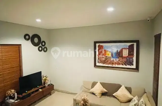 Rumah Full Furnished Dekat Mrt Lebak Bulus, Dalam Cluster Mewah, Di Pisangan, Ciputat Timur  1
