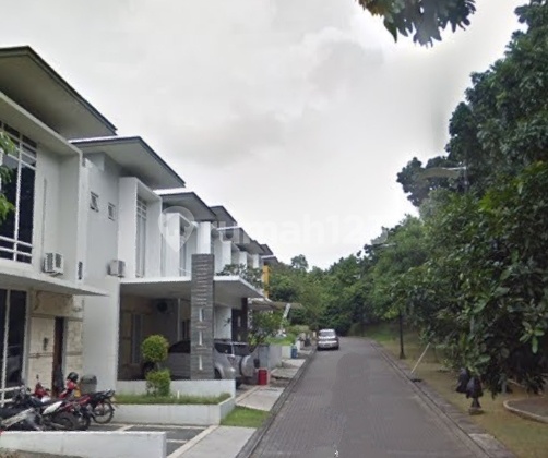 Disewakan Rumah Komplek Mewah Selangkah Dari Gerbang Tol Brigif, Fasilitas Kolam Renanang, Club House, Lapangan Tenis, Bulu Tangkis, Tempat Joging), Jagakarsa, Jakarta Selatan 1