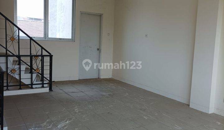 Disewakan Ruko Aralia Depan Patung Kuda di Harapan Indah 2 Bekasi 360  3