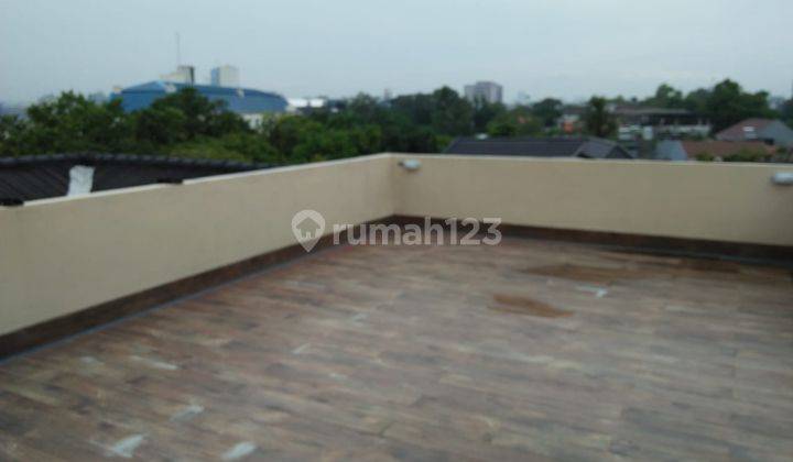 Rumah Mewah Siap Huni Dekat SCBD Senayan 16
