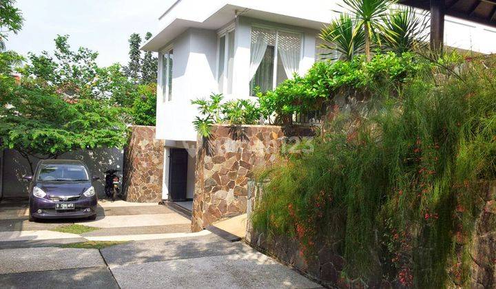 Rumah 2 Lantai + Rooftop Di Sektor 3 Bintaro 5