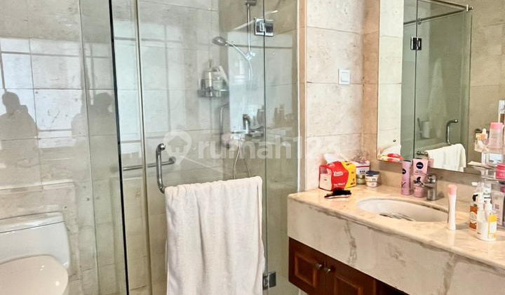  Senopati Penthouse  2 Kamar Tidur Furnished Include Service Charge 2