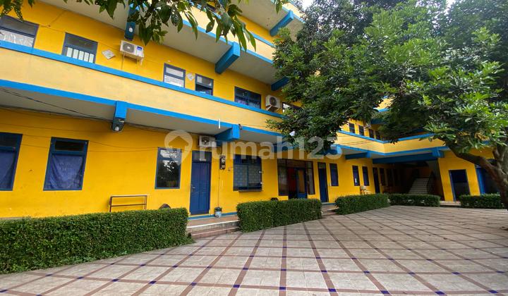 For Sale 3-Story Building Suitable for School and Other Purposes 2