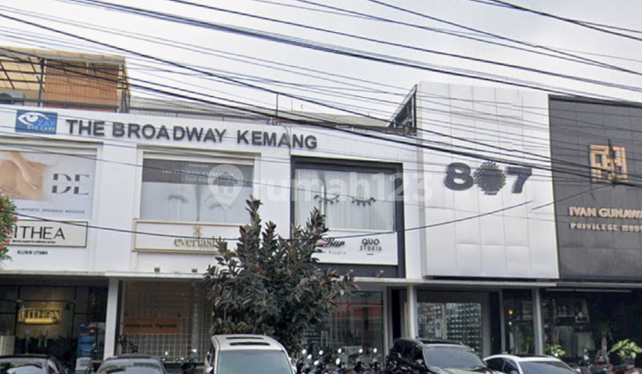 Broadway Kemang Shop House