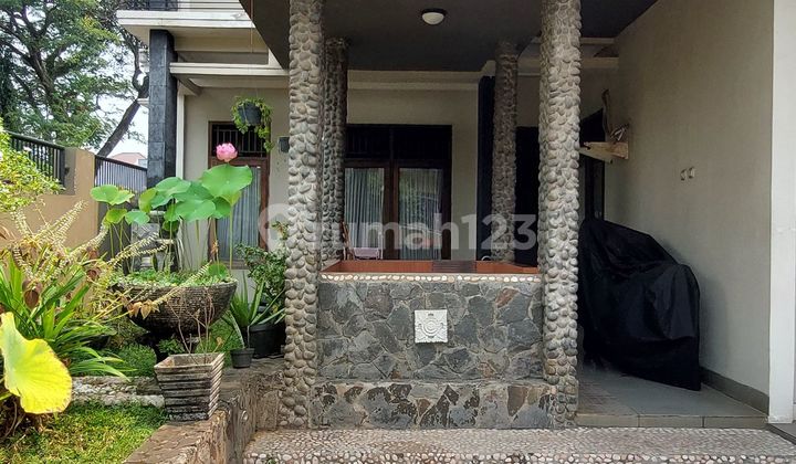 Rumah sudah renovasi di lokasi strategis dekat pintu tol 2