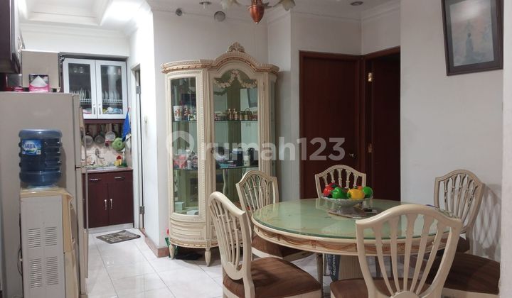 Apartemen 3 Kamar Tidur Bagus Furnished