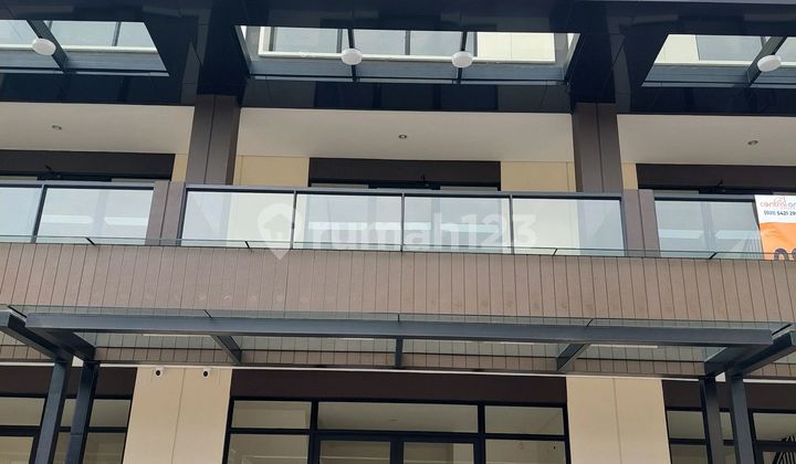 Dijual.ruko Baru 3 Lantai Di Kawasan Premium Ramai Dijual.ruko Baru 3 Lantai Di Kawasan Premium Ramai