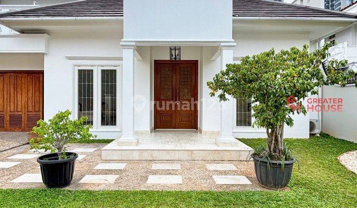 Rumah Klasik Modern Area Belakang Highscope 2