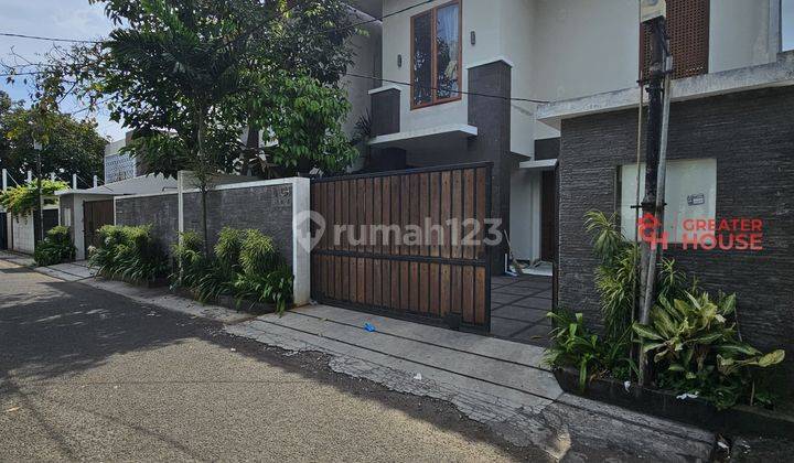 Rumah Bagus Siap Huni Desain Minimalis Tropis  1