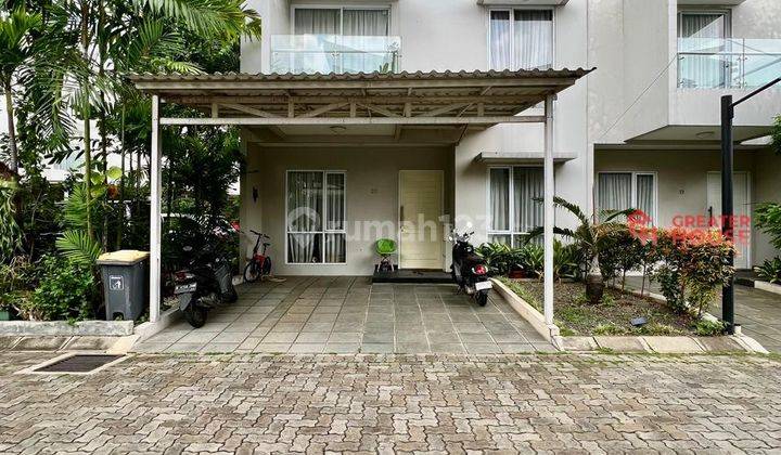 Modern Minimalist Townhouse Cantik Dan Siap Huni 1