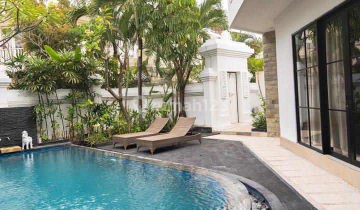 For Sale Luxury Villa In The Villa Complex Area Seminyak Kuta 1