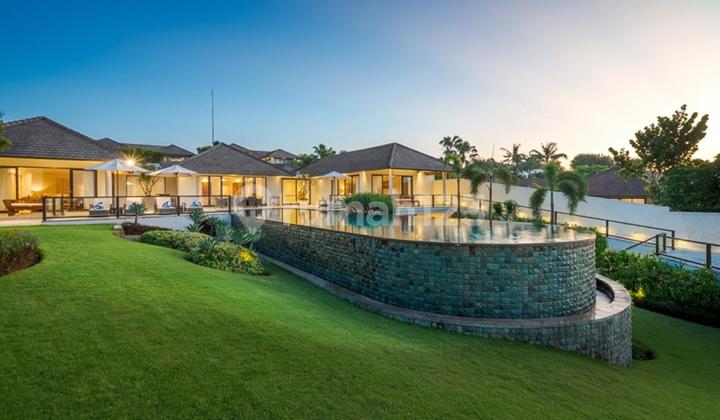 For Sale Luxury Villa Los Tebing/ Cliff front Pandawa beach, Nusa Dua, Bali.